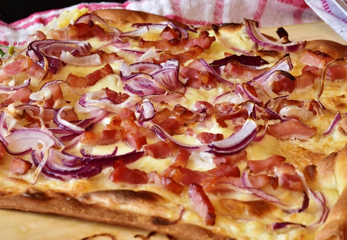 Tarte flambee 3545167 1280